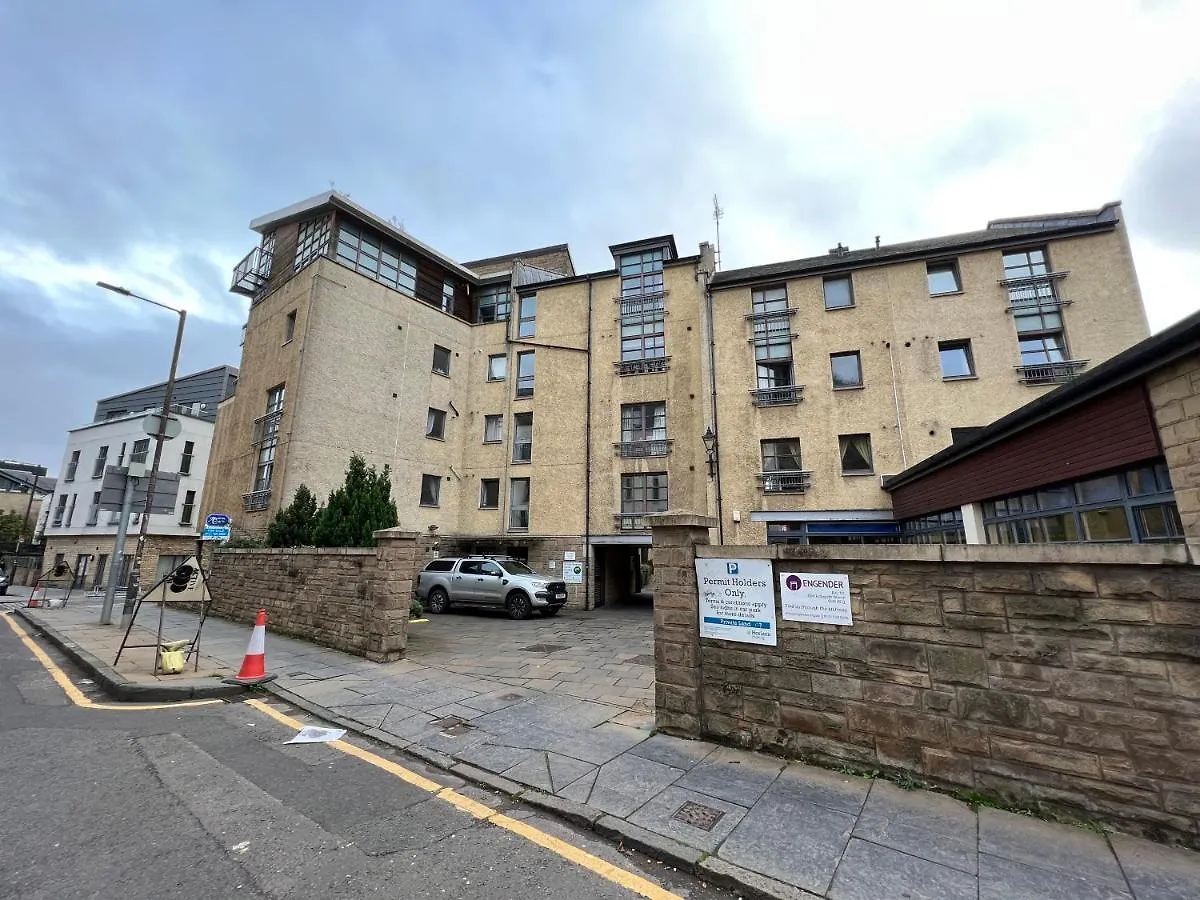 Old Town, Free Parking, Outlander Experience Lägenhet Edinburg Storbritannien